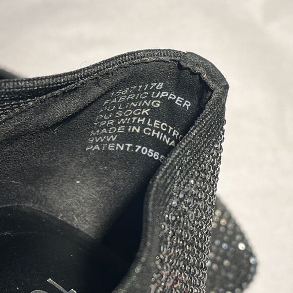 Torrid Rhinestone Point Toe Black Flats Size 9 WW - Picture 4 of 10